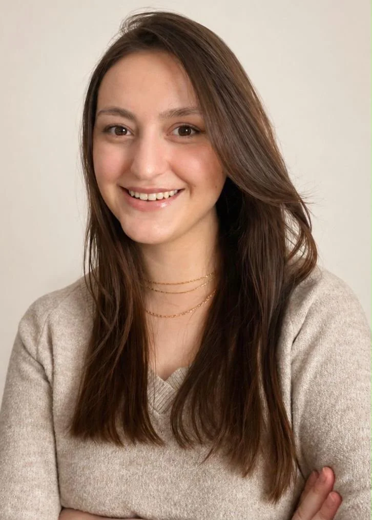 Dt. Berna Göktürk